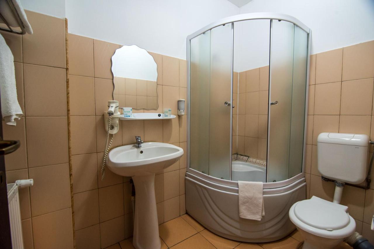 Casa Domneasca Villa Baia de Fier Ngoại thất bức ảnh